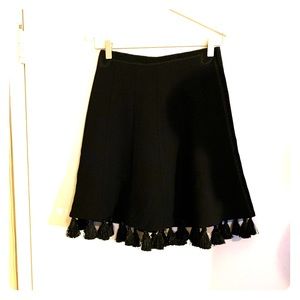 CLUB MONACO TASSEL SKIRT